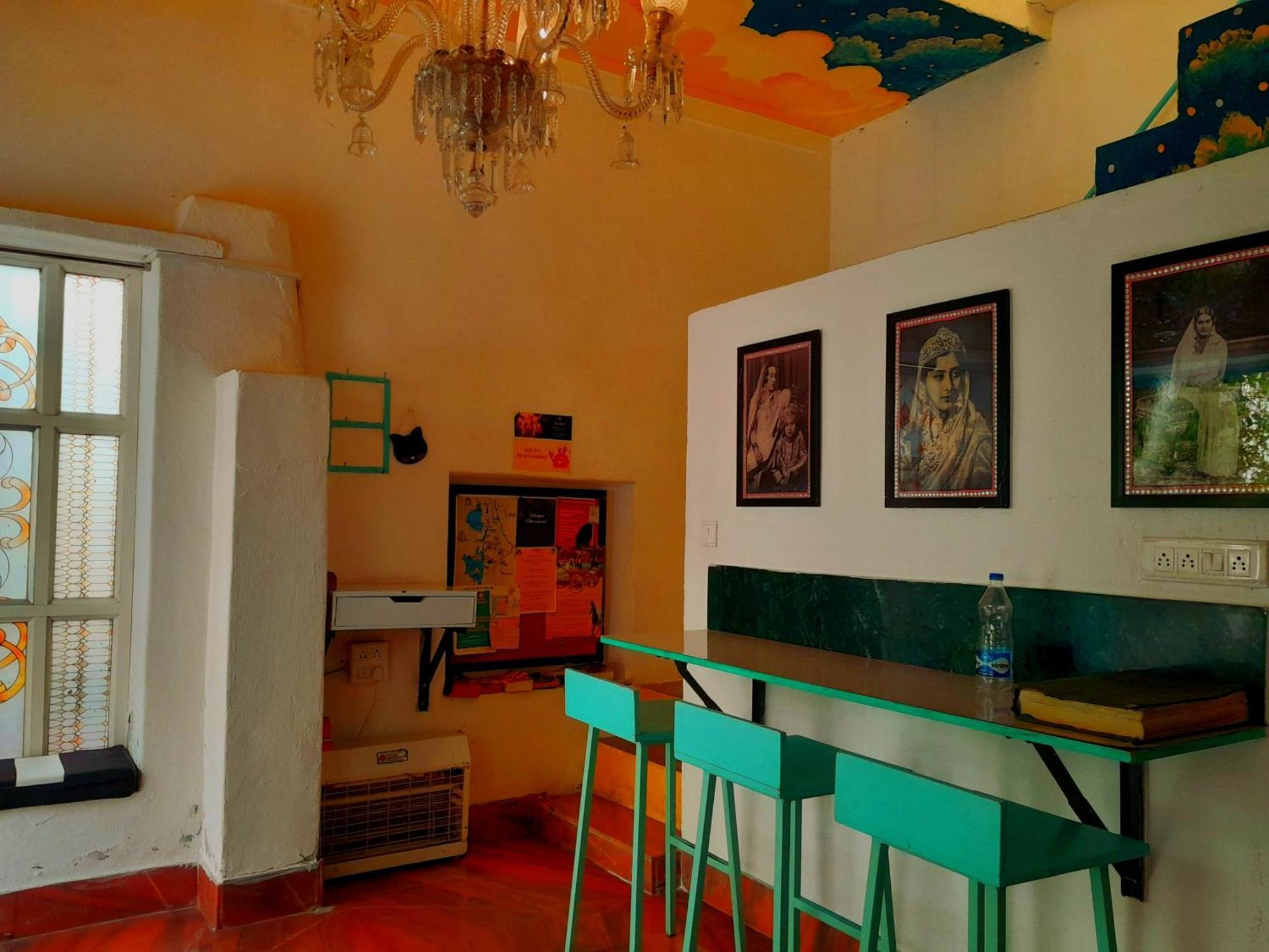 Paddy'S Loft The Lake View Hostel Udaipur Exterior photo